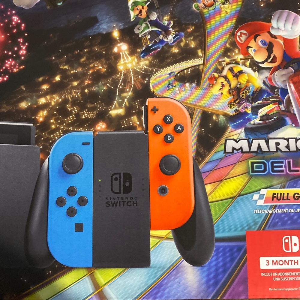 Nintendo Switch V2 Mario Kart 8 Deluxe Bundle with Download Codes - Picture 3 of 6